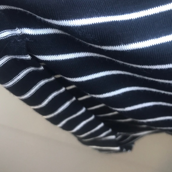 NWOT The Vanity Room Top Medium - Picture 5 of 9